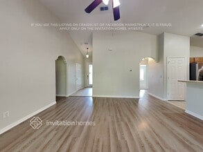 10454 Paradise Bay Ct in Clermont, FL - Building Photo - Building Photo