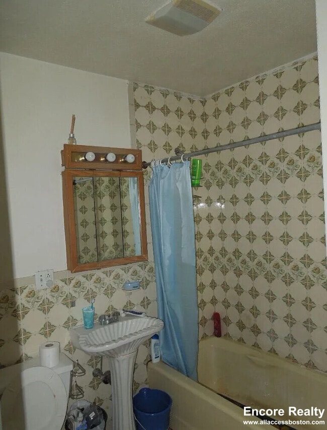 67 Harvard Ave in Boston, MA - Building Photo - Building Photo