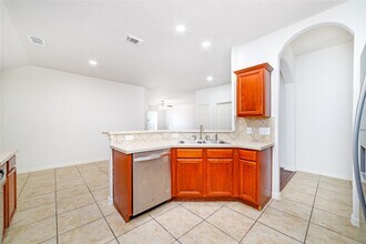 16727 Great Oaks Glen Dr in Houston, TX - Building Photo - Building Photo