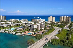 225 S Beach Rd, Unit 401 in Jupiter, FL - Building Photo