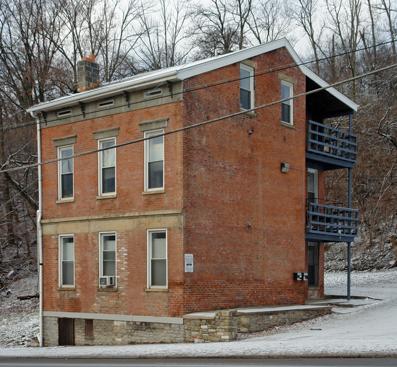 2385 Vine St in Cincinnati, OH - Building Photo