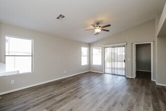 2201 S 84th Ave in Tolleson, AZ - Building Photo - Building Photo