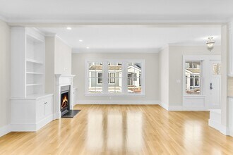 21 Saw Mill Cir in Manchester by the Sea, MA - Building Photo - Building Photo