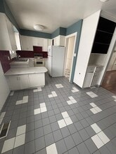 84 Lauris Av in Cambridge, ON - Building Photo - Building Photo