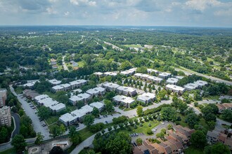 Stevenson Commons in Pikesville, MD - Building Photo - Building Photo