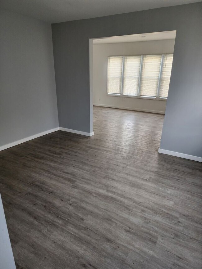 11790 Outer Dr E in Detroit, MI - Building Photo - Building Photo