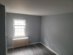 3 N Main St in Stewartstown, PA - Building Photo - Building Photo