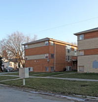 14915 Washington Apartments