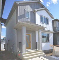 3659-3214 214 St NW in Edmonton, AB - Building Photo