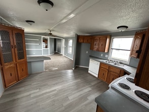 7601 N Hwy Vv in Columbia, MO - Building Photo - Building Photo