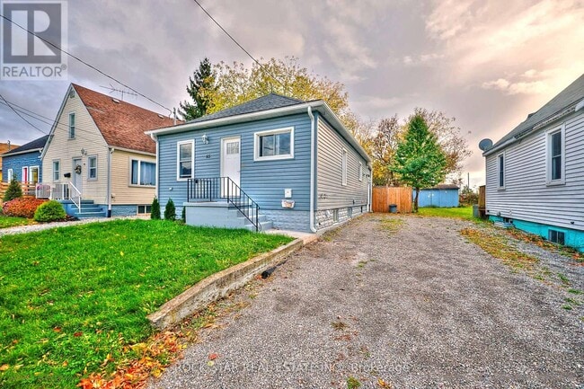 65 Almond St in Welland, ON - Building Photo - Building Photo