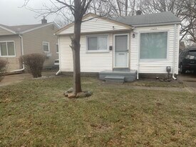 11055 Chapp Ave in Warren, MI - Building Photo