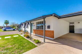 1812 S Shafer Dr in Tempe, AZ - Building Photo - Building Photo