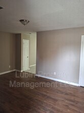 1221 Tahoe Rd in Memphis, TN - Foto de edificio - Building Photo