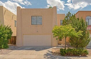 5408 Jasons Way NE in Albuquerque, NM - Building Photo