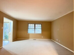 323 Auburn Dr in Little Rock, AR - Building Photo - Building Photo