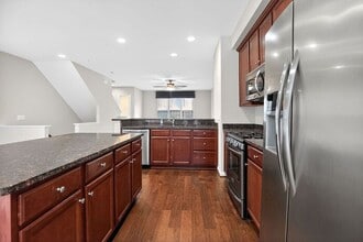 23144 Mountain Laurel Ln in California, MD - Building Photo - Building Photo