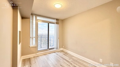 1 De Boers Dr in Toronto, ON - Building Photo - Building Photo