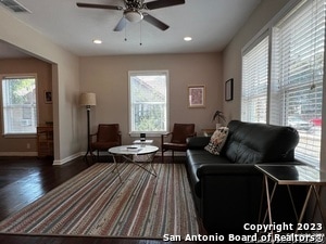 522 W Ridgewood Ct in San Antonio, TX - Building Photo - Building Photo