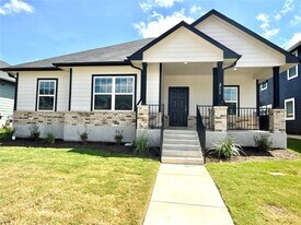 211 Bethany Crk Dr in Hutto, TX - Building Photo