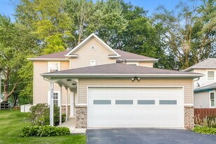 5015 Sylvan Rd in Indianapolis, IN - Building Photo