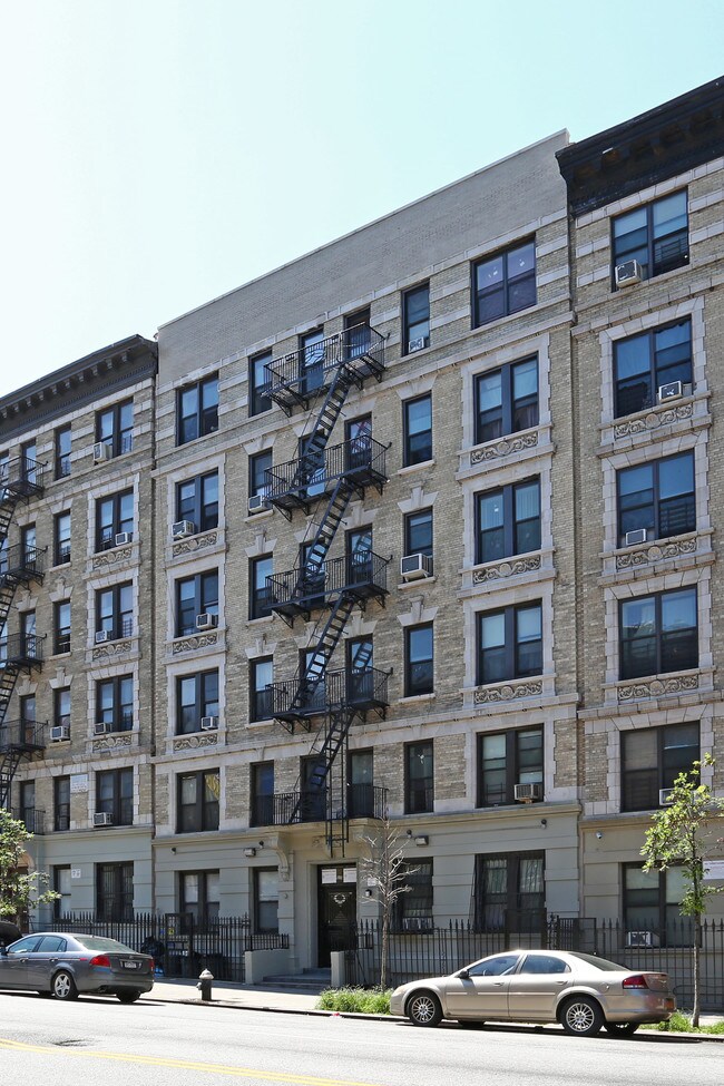 510 W 135th St in New York, NY - Foto de edificio - Building Photo