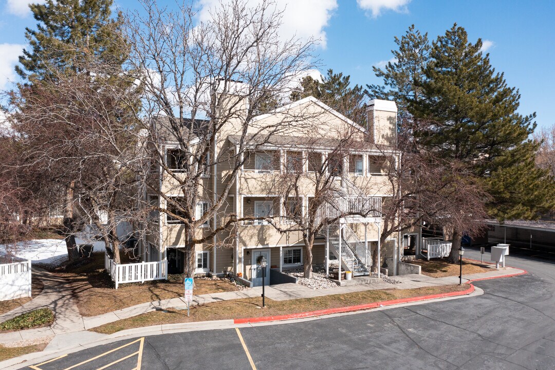 Polo Club Condos in Salt Lake City, UT - Building Photo