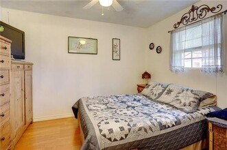 211 Skyway Dr-Unit -8 in Euless, TX - Building Photo - Building Photo