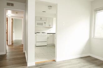 5 S Big Bend Blvd in St. Louis, MO - Building Photo - Building Photo