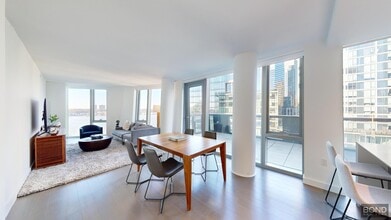 635 W 59th St in New York, NY - Building Photo - Building Photo