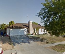 5390 N Salinas Ave in Fresno, CA - Building Photo - Building Photo