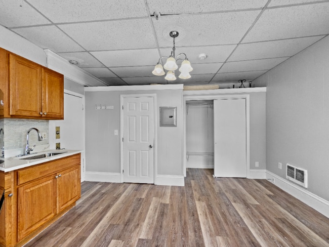 8 Green St in Lawrence, MA - Building Photo - Building Photo