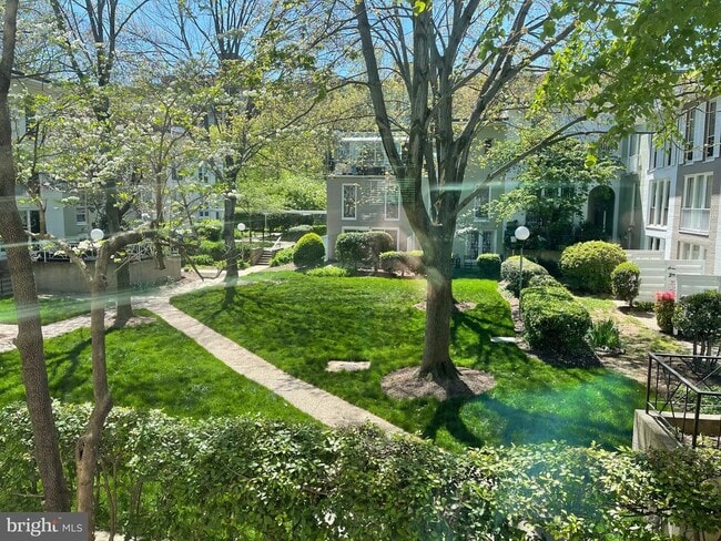 property at 244 G St SW