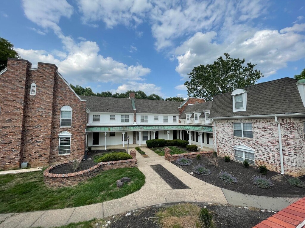 Apartments in Merriam, KS