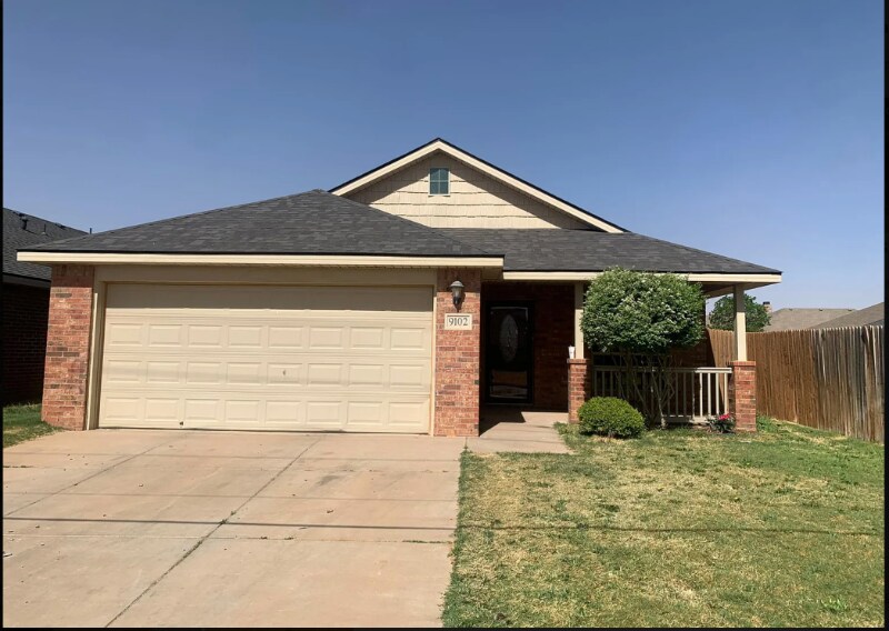 9102 Quincy Ave in Lubbock, TX - Building Photo