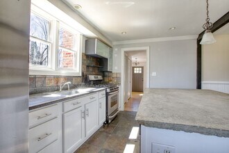 288 Wheeler Rd in Monroe, CT - Foto de edificio - Building Photo