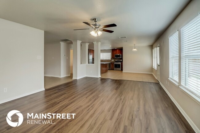 1716 Ringtail Dr in Little Elm, TX - Foto de edificio - Building Photo