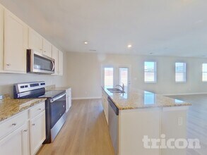 158 Fresh Laurel Ln in Locust Grove, GA - Building Photo - Building Photo