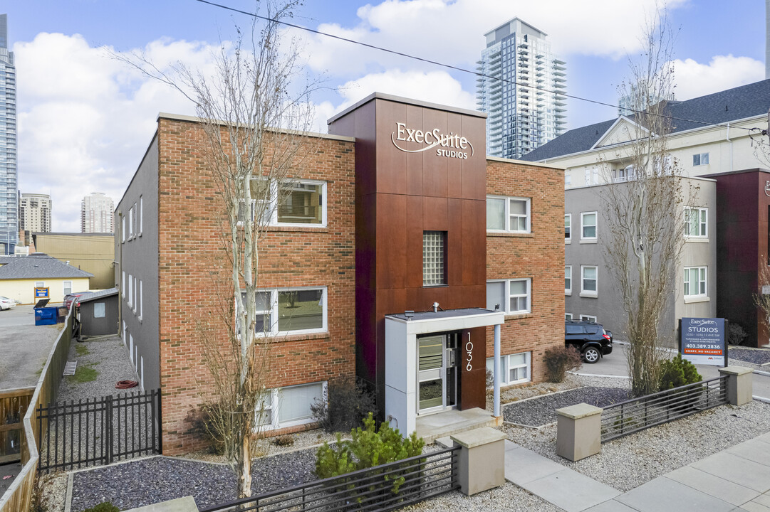 The Dana Apartments in Calgary, AB - Building Photo