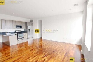 450 Harrison Ave in Boston, MA - Building Photo