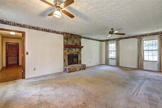 503 Fayetteville Rd in Fairburn, GA - Building Photo - Building Photo