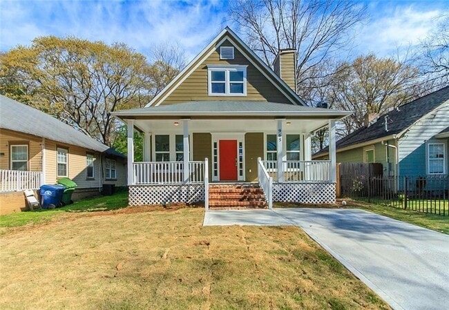 property at 965 Harwell St NW