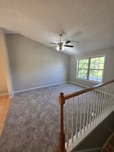 1323 Meadow Creek Ln in Jonesborough, TN - Building Photo - Building Photo