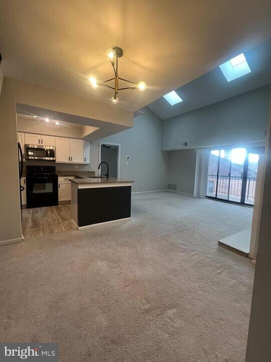 1030 Washington Pl in Chesterbrook, PA - Building Photo