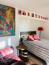 1038 Marbo Ter in Vista, CA - Foto de edificio - Building Photo