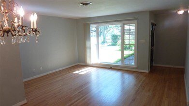 12811 Butterfly Ln in Houston, TX - Building Photo - Building Photo