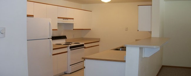 Wolf Glen Apartments in Missoula, MT - Building Photo - Interior Photo