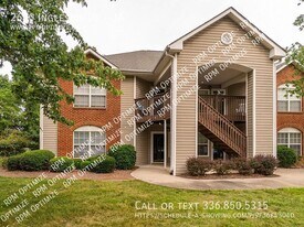 2670 Ingleside Dr in High Point, NC - Building Photo
