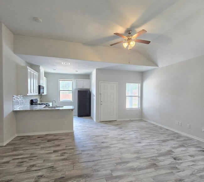 4410 Larkspur St in Houston, TX - Building Photo - Building Photo