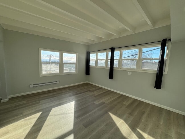 2082 167th Ave, Unit 2082 1.5 in San Leandro, CA - Building Photo - Building Photo